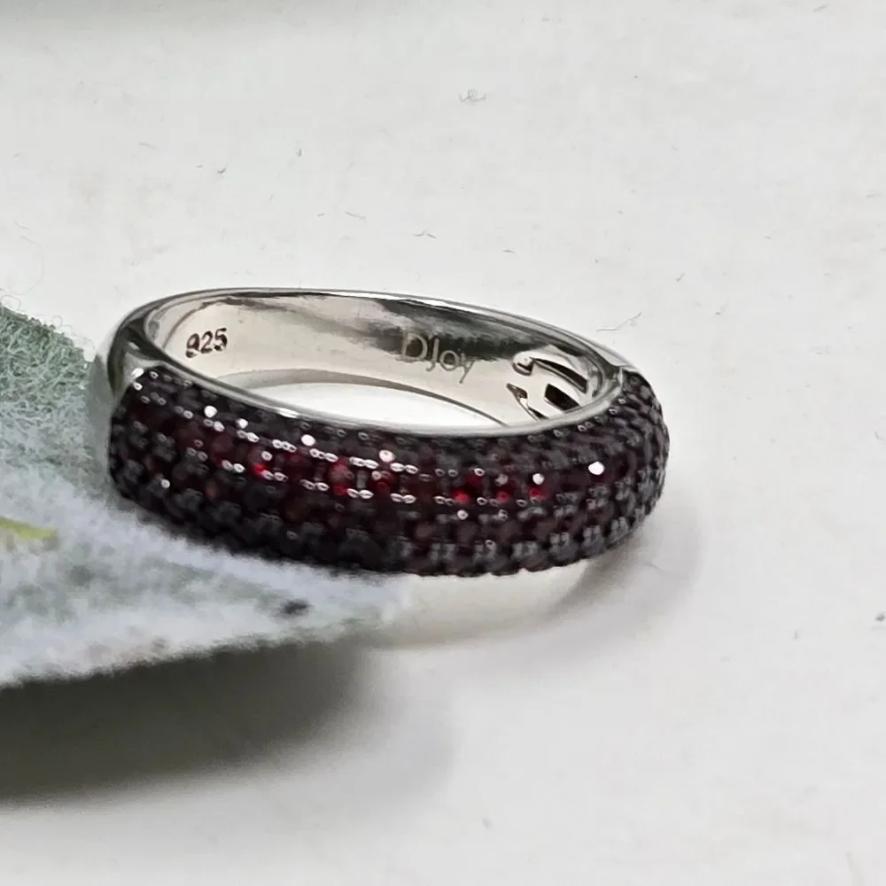DJOY Red Pave Stone 925 Sterling Band Ring Size‎ 5.25